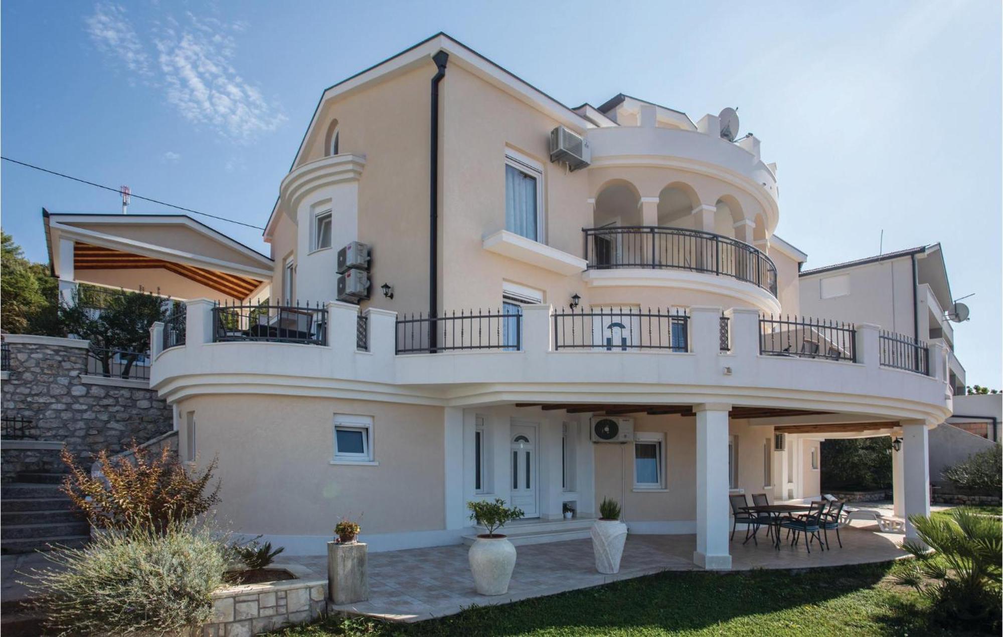 Lovely Apartment In Komarna With House Sea View Klek Exterior foto