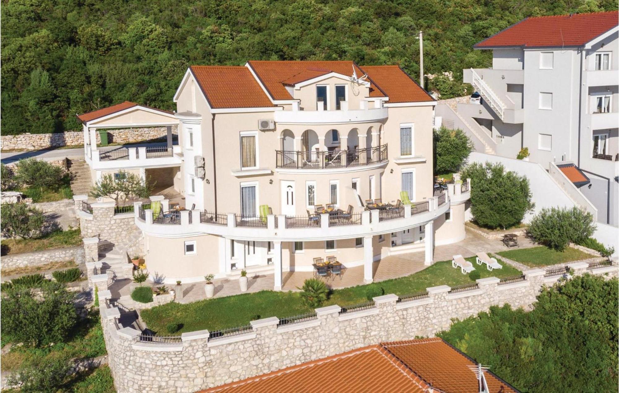 Lovely Apartment In Komarna With House Sea View Klek Exterior foto