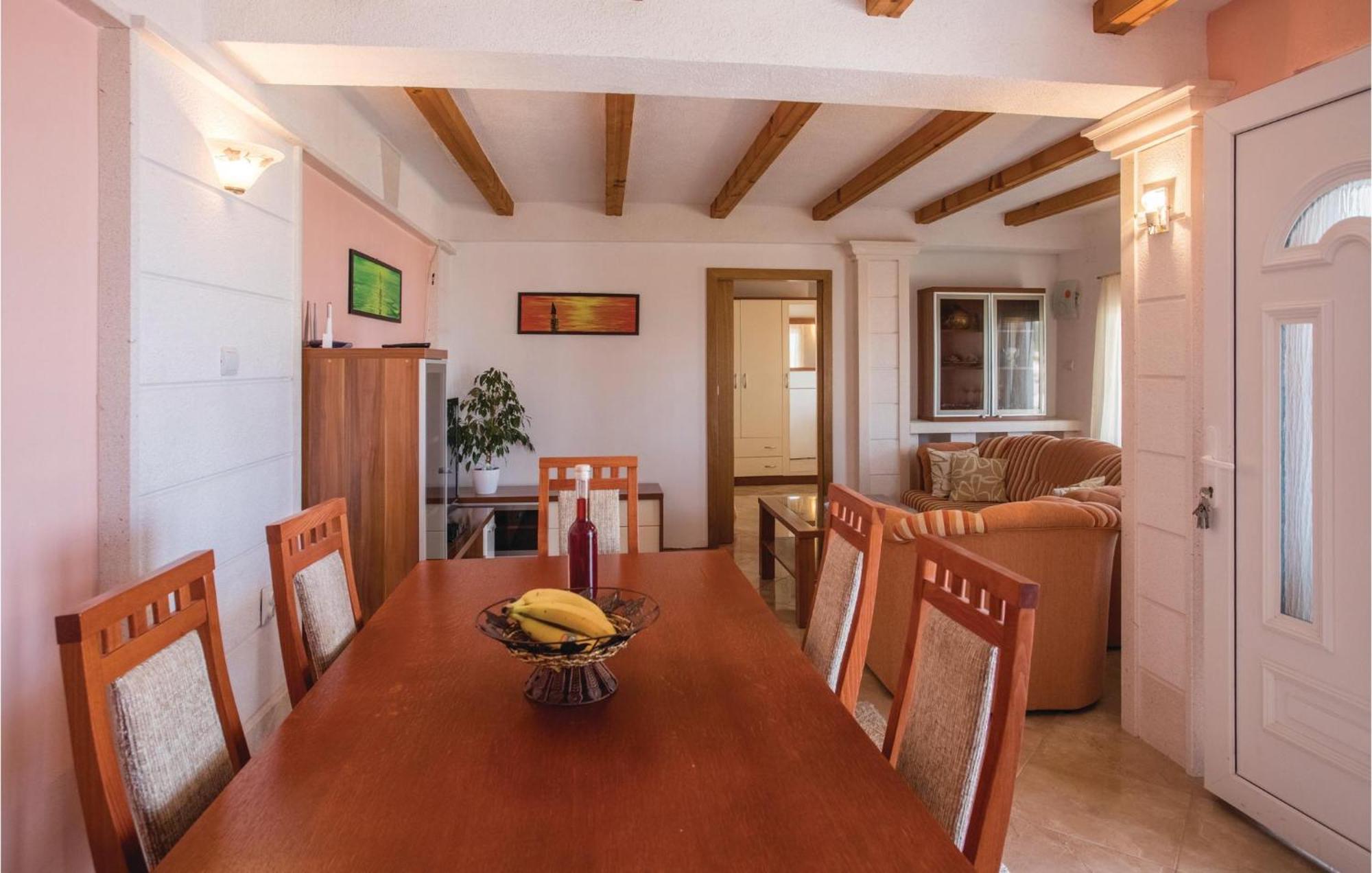 Lovely Apartment In Komarna With House Sea View Klek Exterior foto